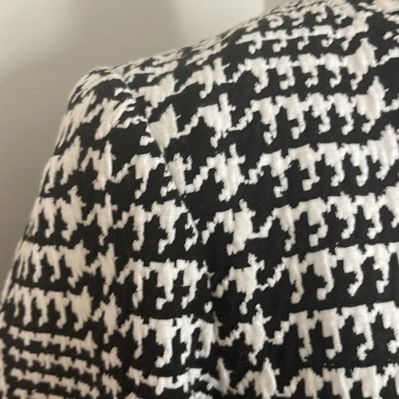 Jacket - Picture 6 of 7